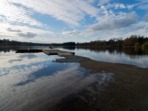 Deer-Lake-Dale-Simonson-Flickr-500x375.jpg