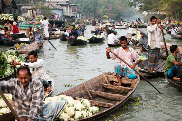 floating-veg-market-600-o.jpg