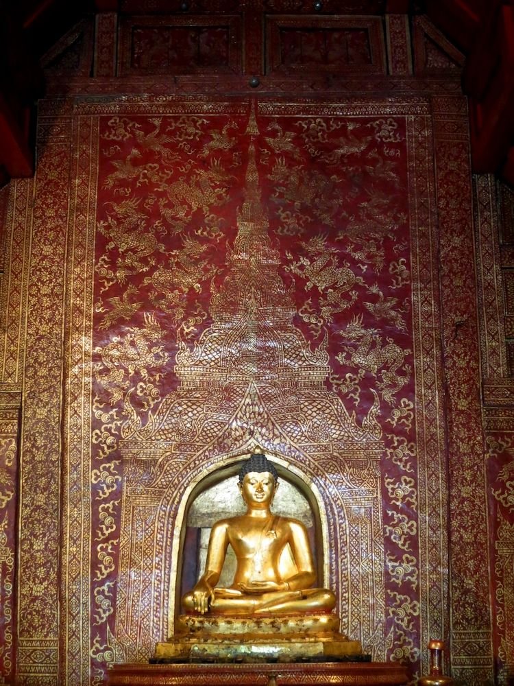 Wat Phra Sing Chiang Mai Thailand 18.jpg