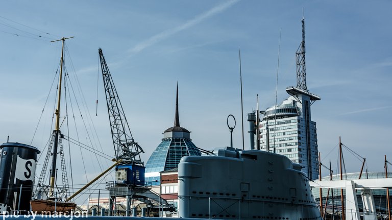 Bremerhaven - Hafen 1.jpg