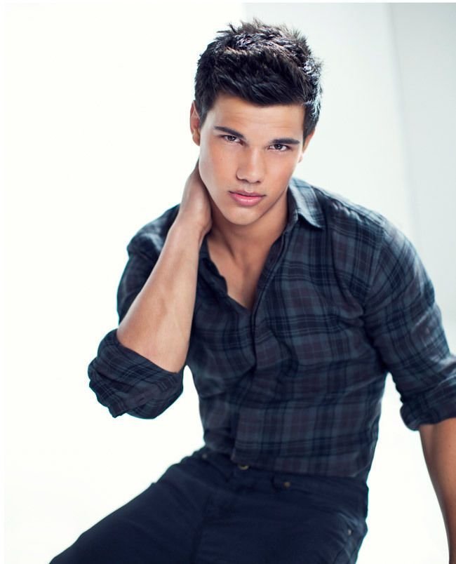 Taylor-TW-jacob-black-8151166-650-804.jpg