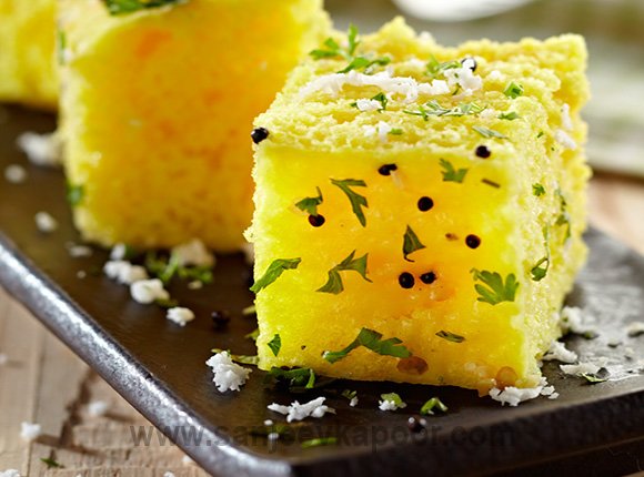 Khaman-Dhokla-KhaanaKhazana.jpg