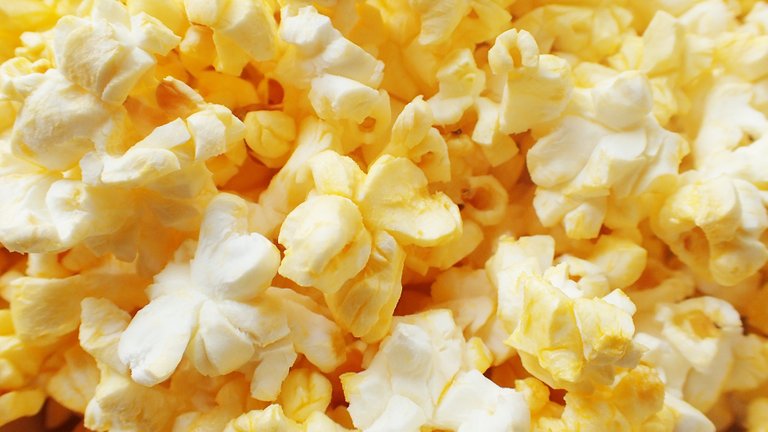 popcorn-888003_1920.jpg