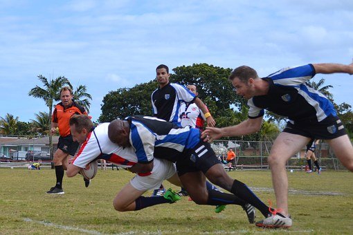 rugby-1310896__340.jpg