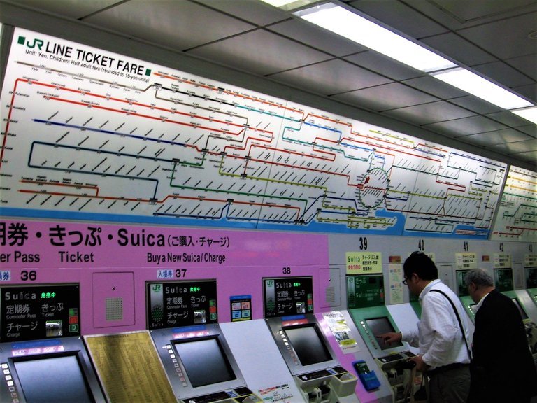 223 Shinjuku station (4).JPG