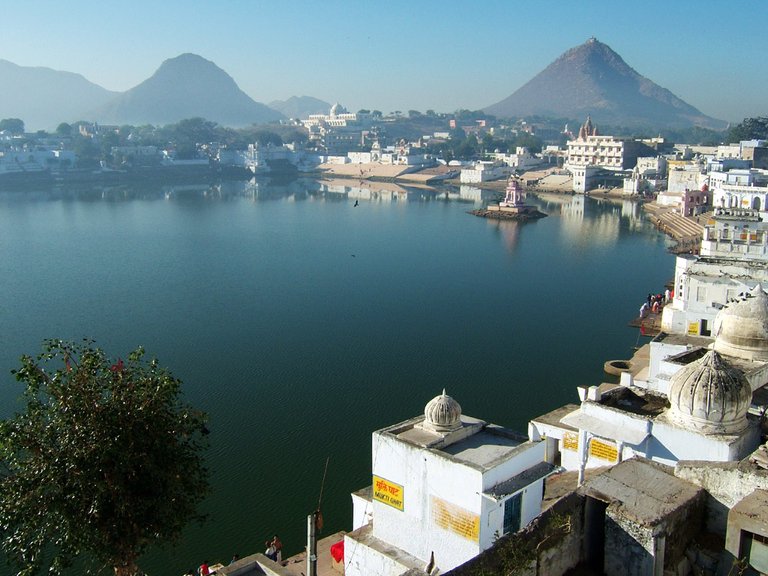 rajasthan-pushkar-pushkar_lake_2.jpg