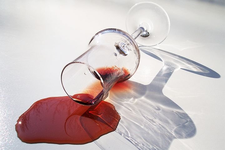 red-wine-505296__480.jpg