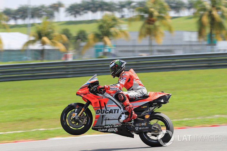 motogp-sepang-january-testing-2018-jorge-lorenzo-ducati-team.jpg