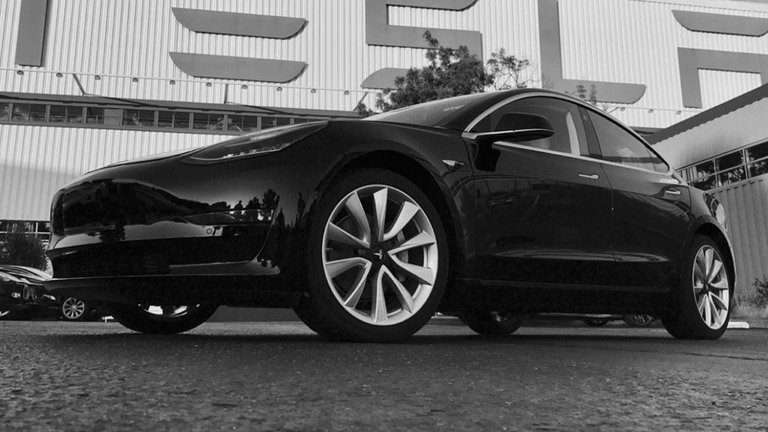 primer-tesla-model-3-produccion.jpg