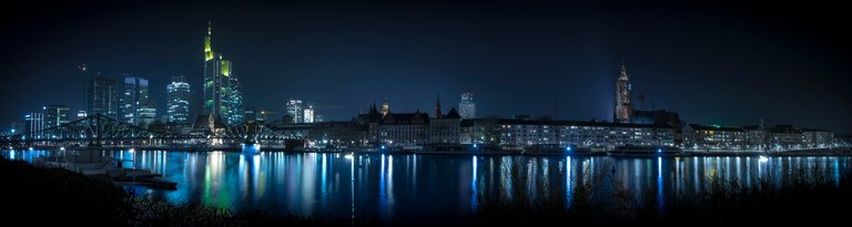 frankfurt_panorama.jpg