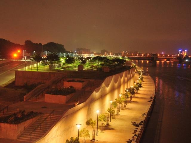 sabarmati riverfront.jpg