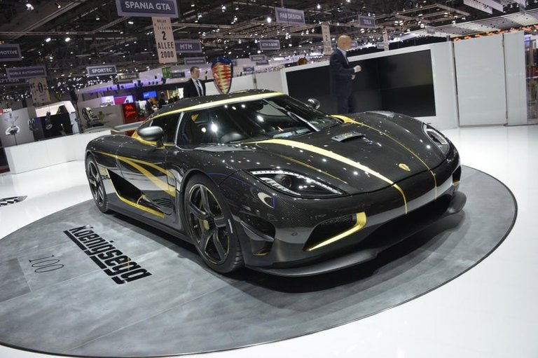 koenigsegg-agera-s-hundra_100420867_l.jpg