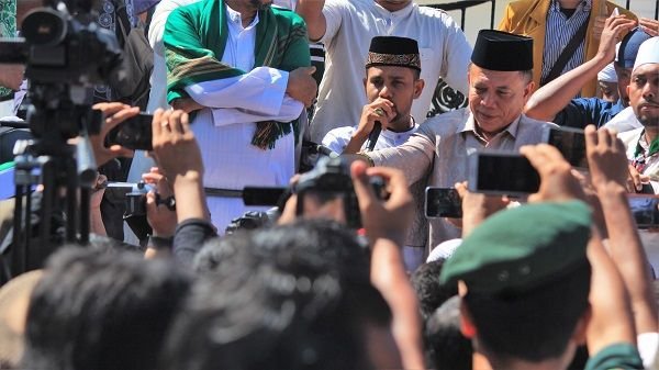 habadaily_gebernur-dan-ketua-dpr-aceh-dukung-penolakan-prilaku-lgbt-02-02-2018-1gswrJcqii.jpg