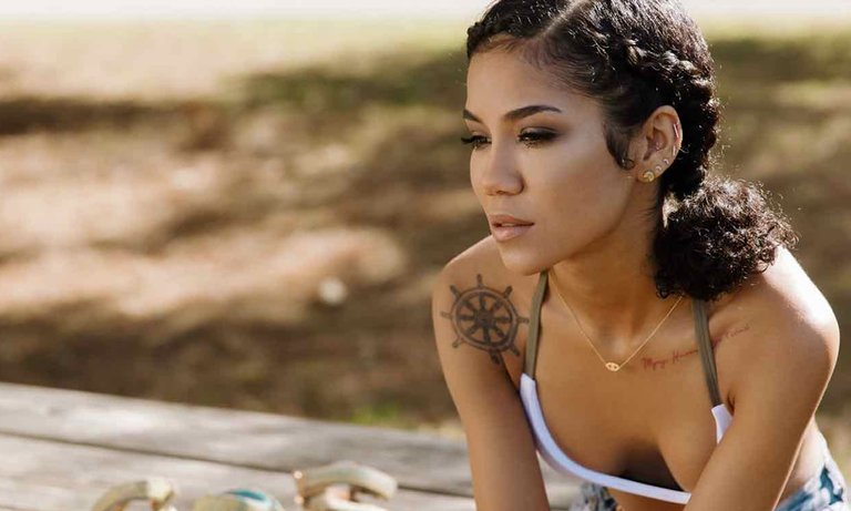 jheneaiko.jpg