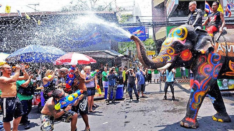 Songkran_Water_Festival.jpg