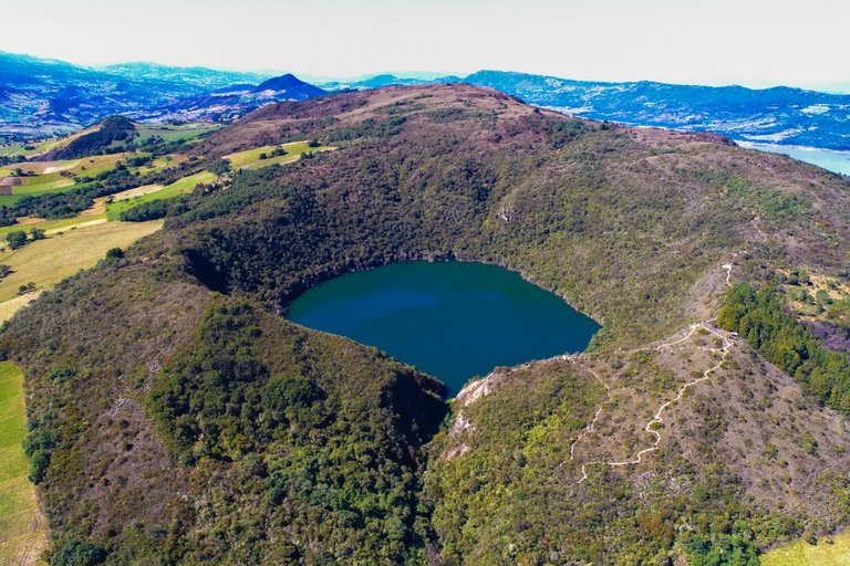 guatavita-1200x800.jpg