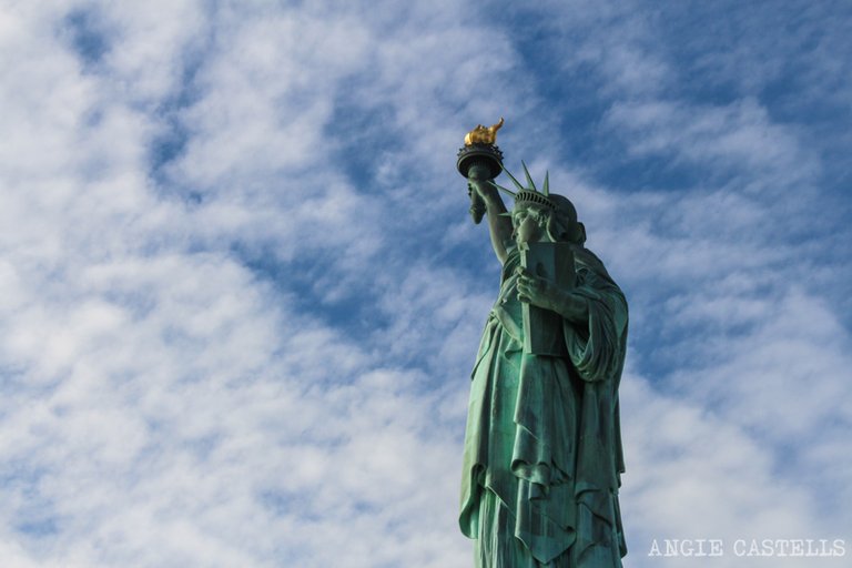 Visitar-Estatua-de-la-Libertad-corona-y-pedestal-Nueva-York-4.jpg