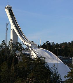 250px-Holmenkollen_ski_jump.jpg