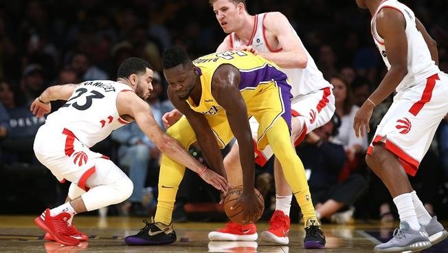 Lakers-vs-Raptors-Oct-27-17.jpg