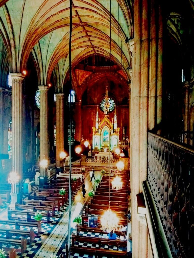 San Sebastian Church Manila 1.jpg