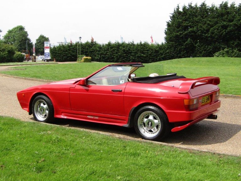 TVR 400SE Red.jpg