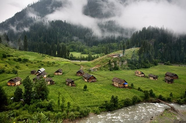 neelum 11.jpg