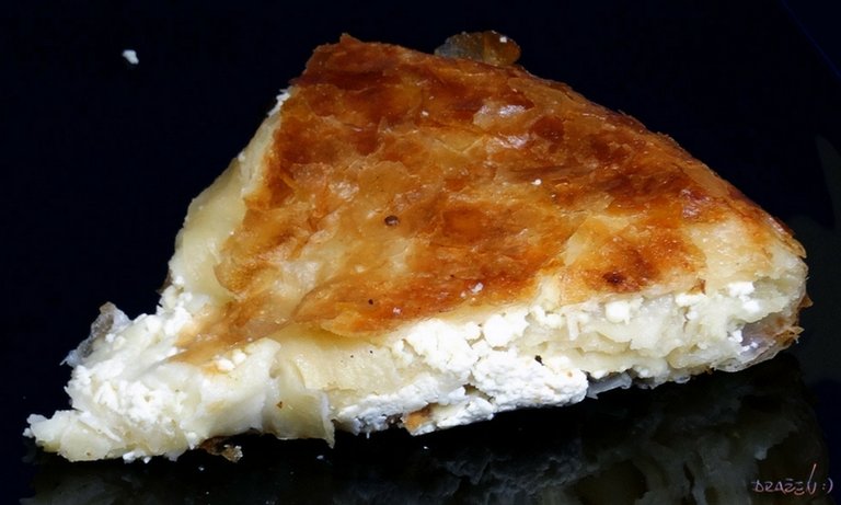 This is CROATIA_burek.jpg