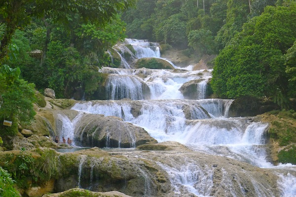 Aliwagwag Falls