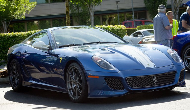 1024px-Ferrari_599_GTO.jpg