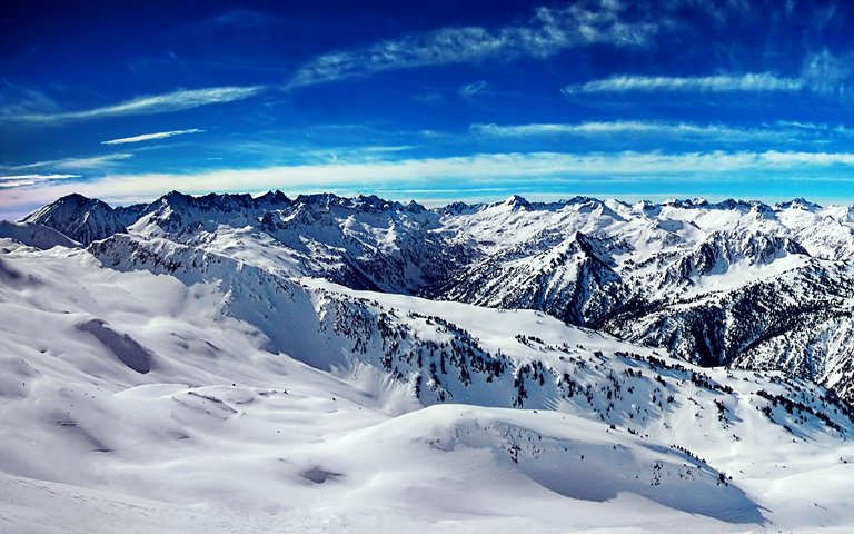 ice_mountains_blue_sky-wide.jpg