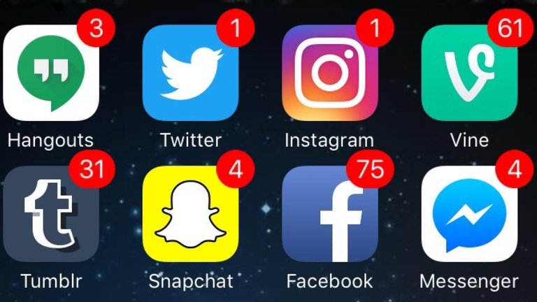 social-media-notification-icons-iphone.JPG