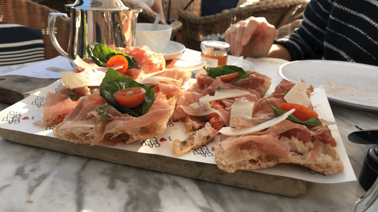 VideoToGif_GIF-49.GIF
