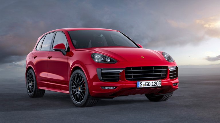 2015_porsche_cayenne_gts-1600x900.jpg