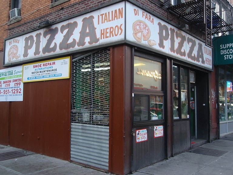 1200px-DiFara1.JPG