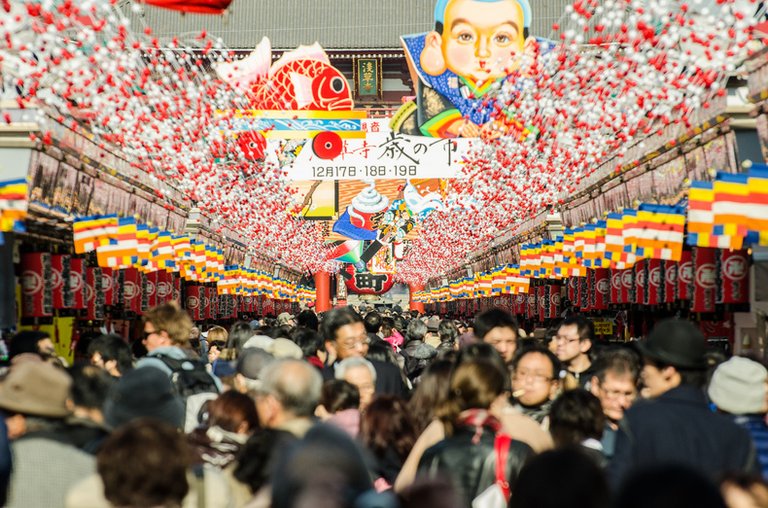 nakamise-dori-rake-fair-769-683.jpg