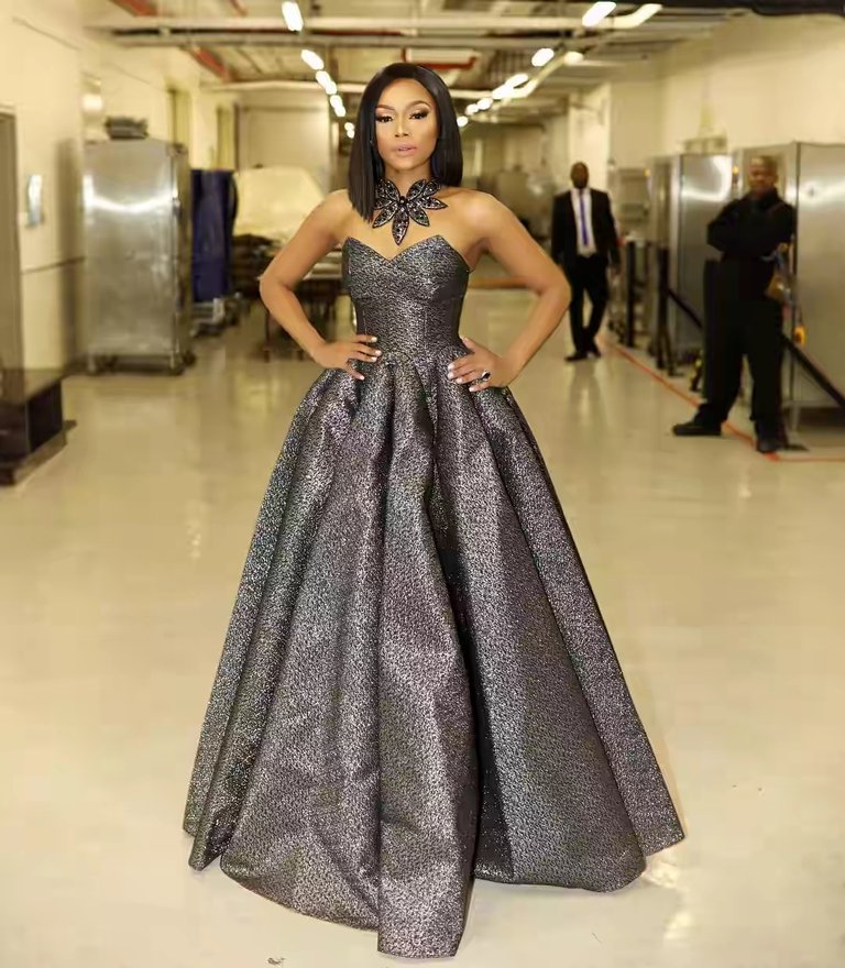 red-carpet-bonang-matheba-dresses-DStvMVCAs-01(1).jpg