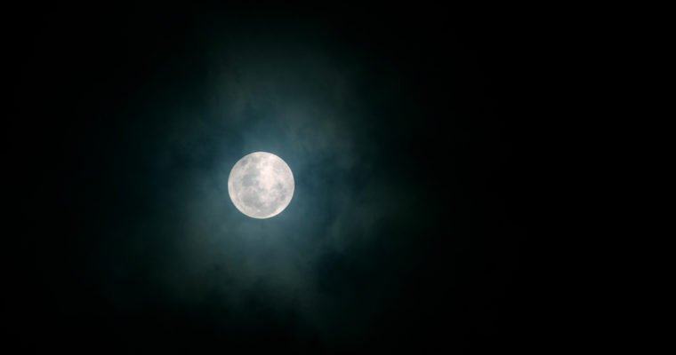 Moon-clouds-760x400.jpg