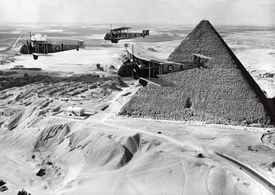 Vickers-Valentias-bomber-transporters-flying-past-the-Great-Pyramid-of-Khufu-at-Giza-in-1936.-The-pyramids-original-entrance-can-be-clearly-seen.-Photo-Charles-Brown-Getty-Images.jpg