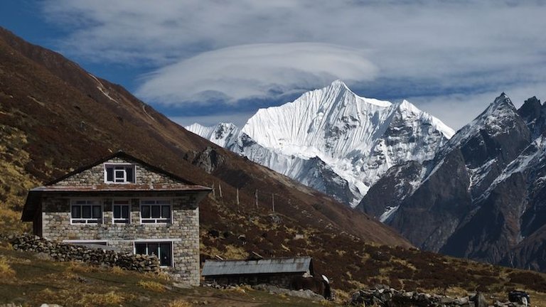 bigstock-Lodge-And-Snow-Capped-Yala-Pea-86383832.jpg