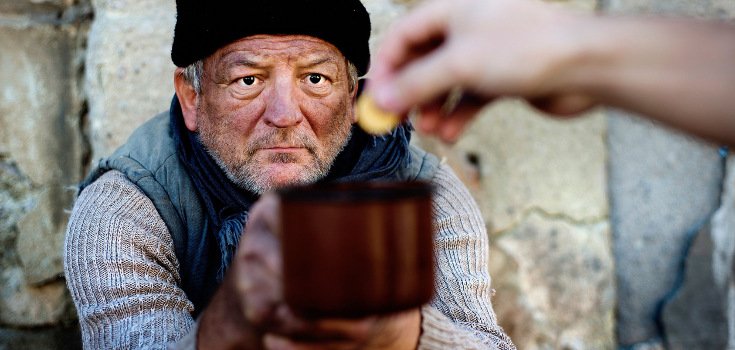 homeless_man_money_735_350_charity.jpg