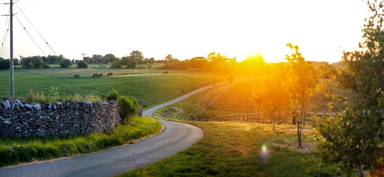 North_Leigh_Panorama.jpg