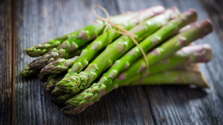 w-asparagus-1432584936.jpg