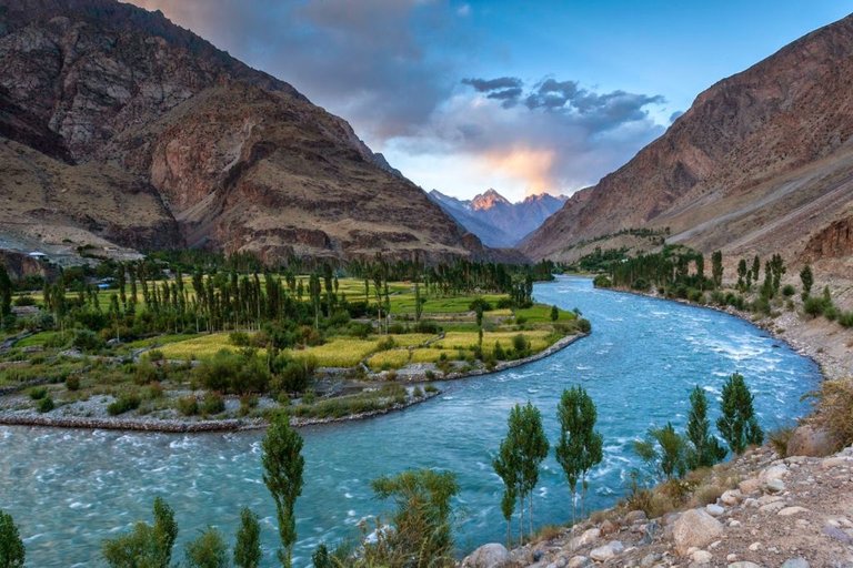 ghizer-river-1024x682.jpg