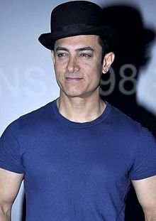 220px-Aamir_Khan_2013.jpg