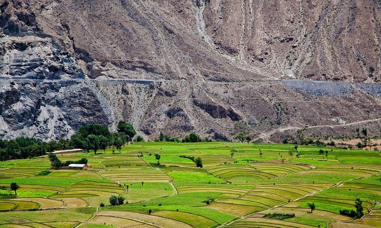 Ayun and Bamburet Valley.jpg