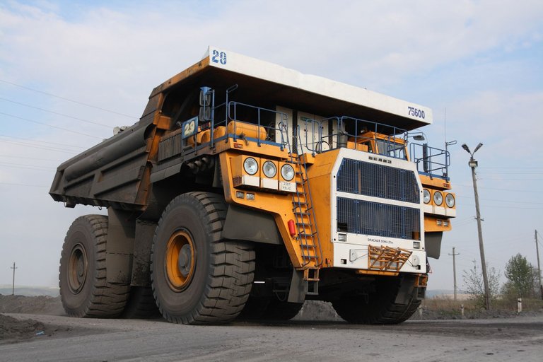 BelAZ_75600.JPG