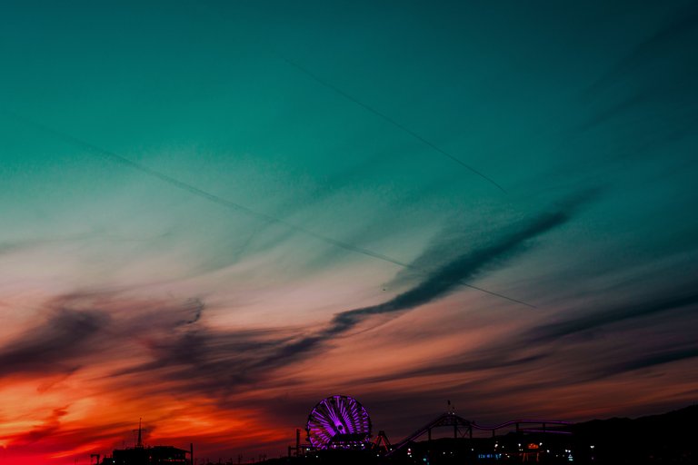 Santa Monica Pier.jpg