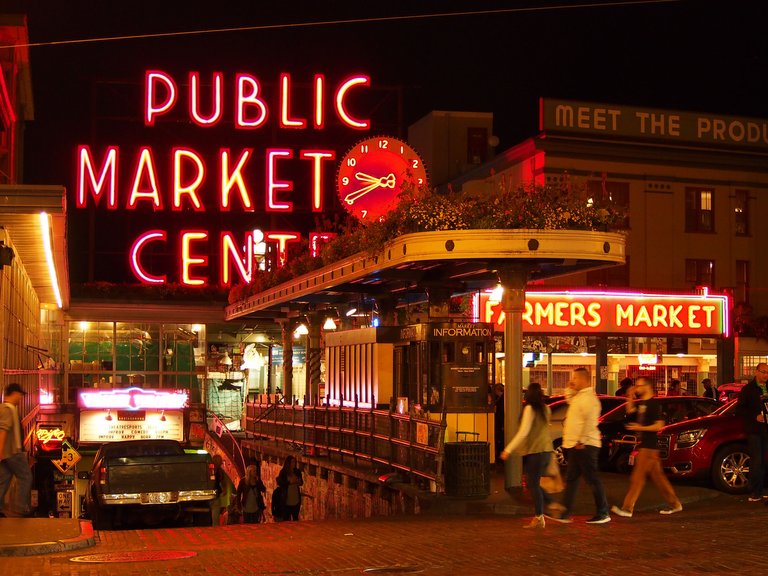 pike-place-market-seattle-girlinchief-17.JPG