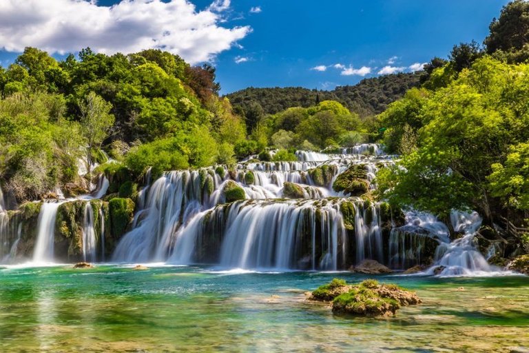 KRKA_shutterstock_395232985-900x600.jpg