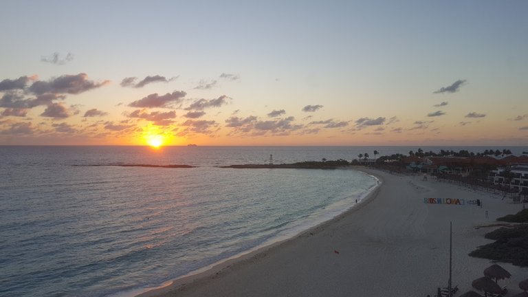 Cancun Sunrise 20180303.jpg